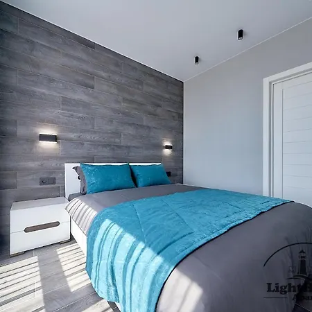 Lighthouse Apart Климт Apartment