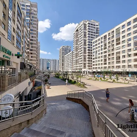 Lighthouse Apart Климт Apartment
